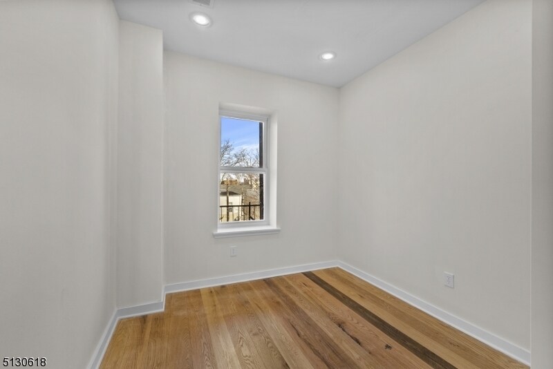 More Photos Of 396 E Kinney St, Newark Apartments For Sale