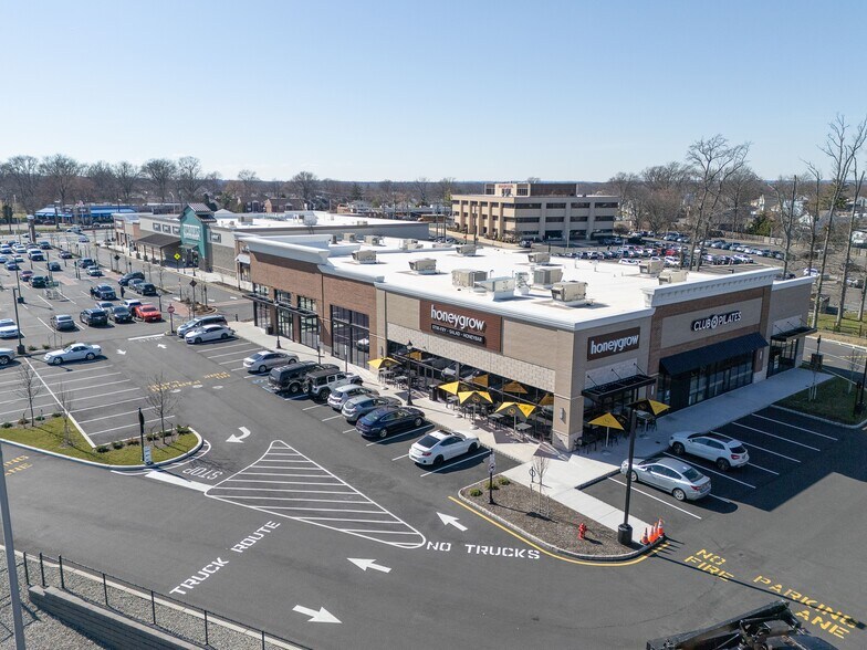 More Photos Of 1000 Saint Georges Ave, Avenel Bank For Lease