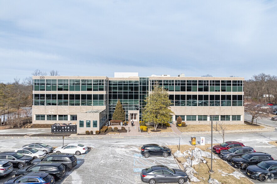 More Photos Of 120 Eagle Rock Ave, East Hanover Coworking Space