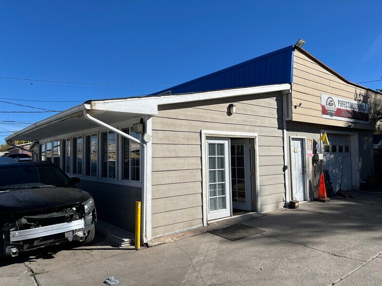 More Photos Of 5530-5536 W Colfax Ave, Lakewood Auto Dealership For Sale