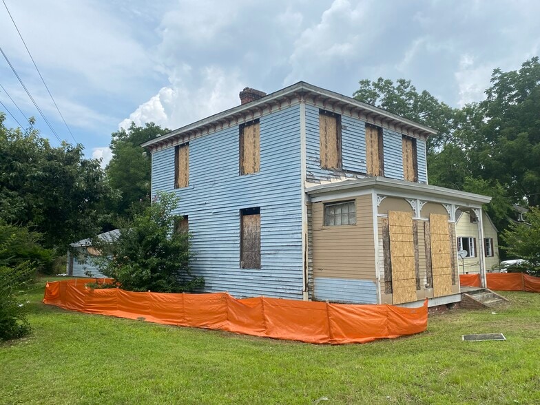 More Photos Of 203 Harpersville Rd, Newport News Office Residential For Lease