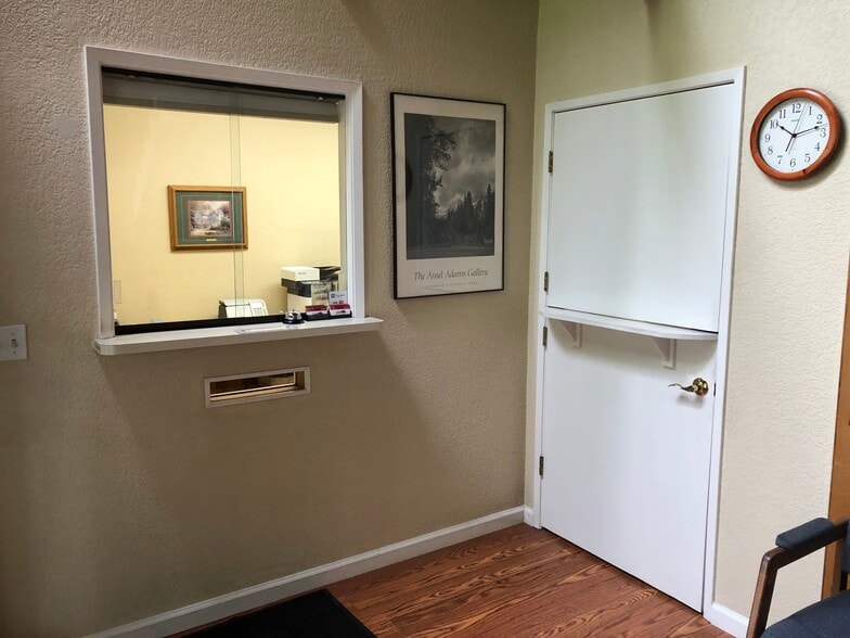 More Photos Of 1608 F St, Modesto Loft Creative Space For Sale