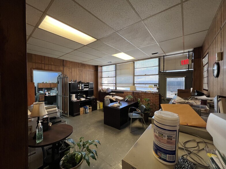 More Photos Of 4511 Dodds Ave, Chattanooga Warehouse For Sale
