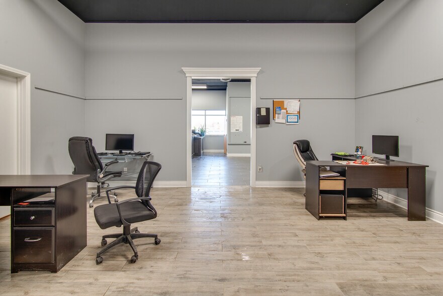 More Photos Of 3390 N State Rd, Davison Medical For Sale