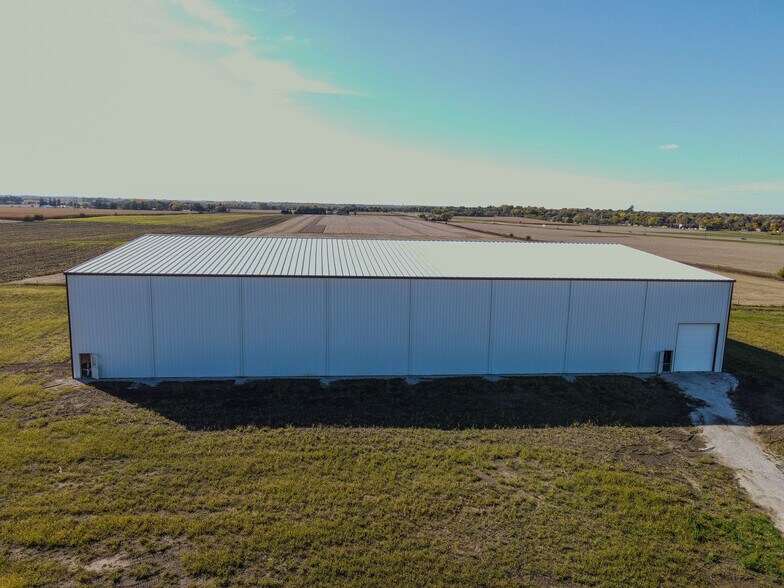 More Photos Of 507 Research Dr, Perry Industrial For Sale