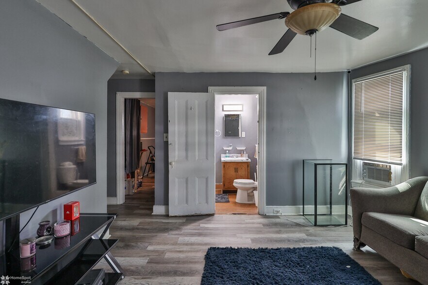 More Photos Of 902 W Wilkes Barre St, Easton Apartments For Sale