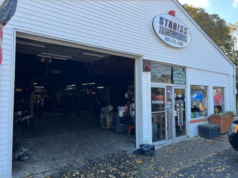 More Photos Of 1400 Middle Country Rd, Centereach Industrial For Sale