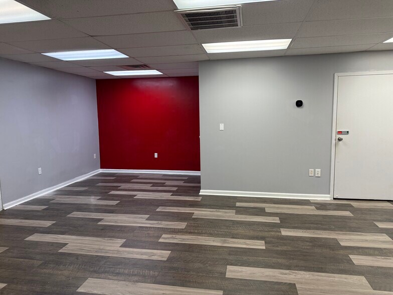 More Photos Of 1712 Clubhouse Rd, Reston Medical For Lease
