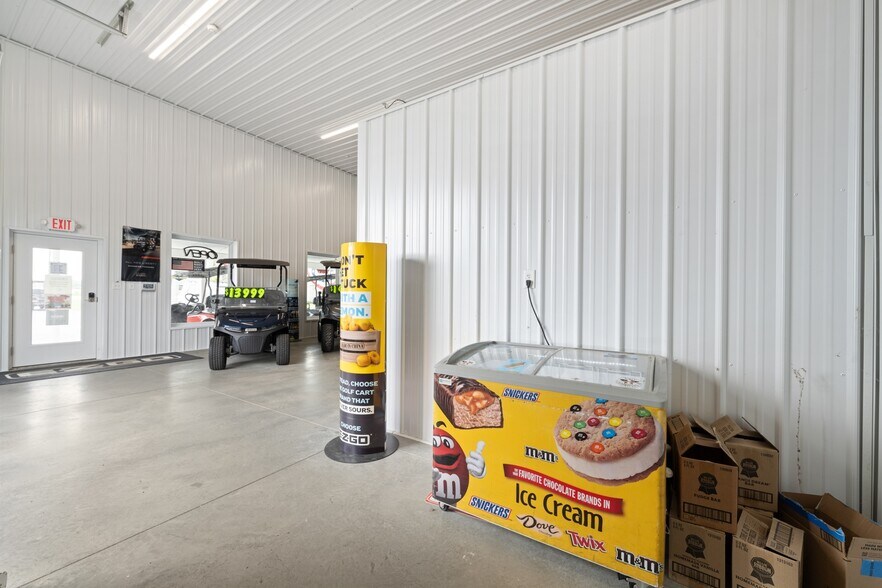 More Photos Of 2667 East Harbor Rd, Port Clinton Freestanding For Sale