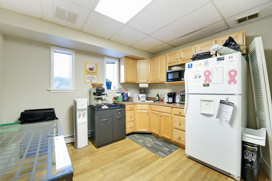 More Photos Of 309 South St, New Providence Office For Lease
