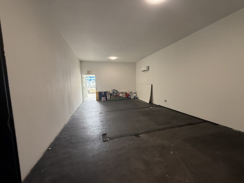 More Photos Of 2886-2888 Mission Blvd, San Diego Storefront Retail Residential For Lease