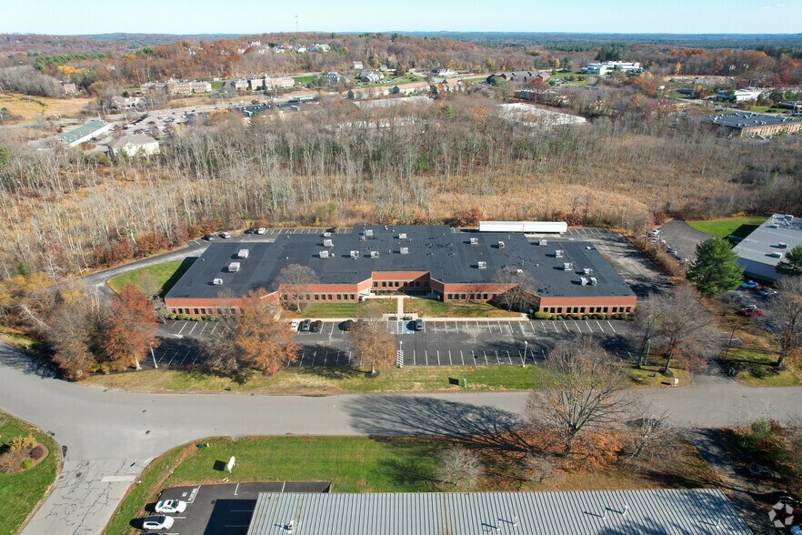 More Photos Of 300 Willow St, North Andover Research And Development For Lease
