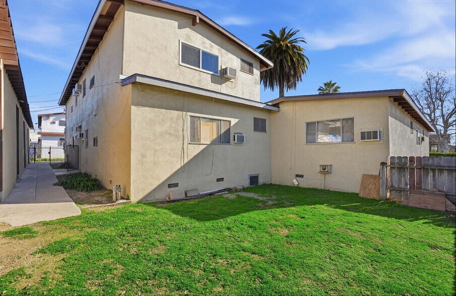 More Photos Of 940 Water St, Bakersfield Apartments For Sale