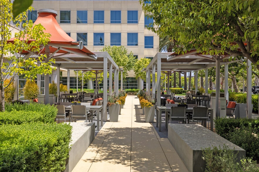 More Photos Of 120 Vantis, Aliso Viejo Coworking Space