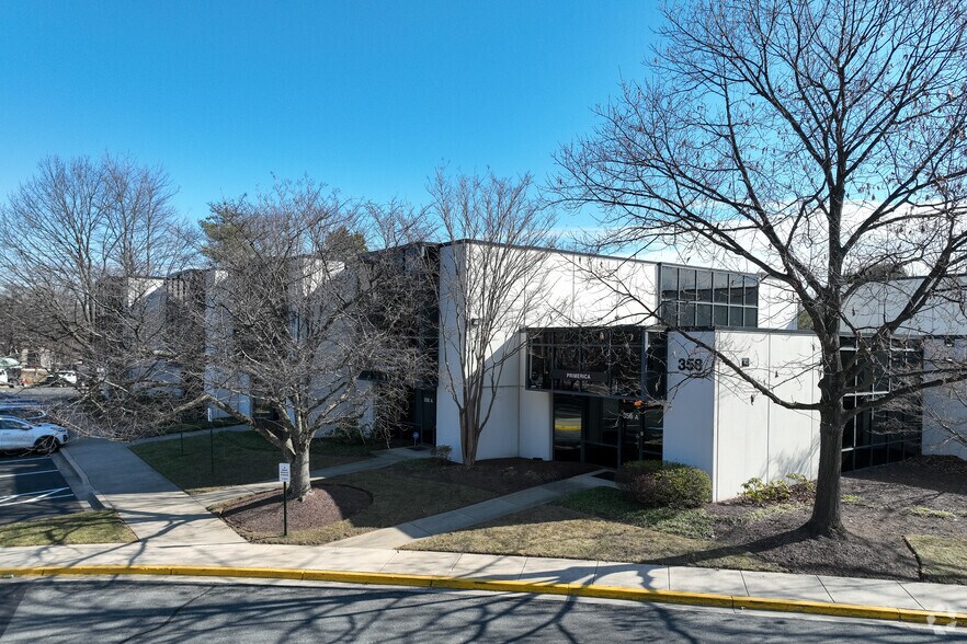 More Photos Of 350-364 Christopher Ave, Gaithersburg Medical For Lease