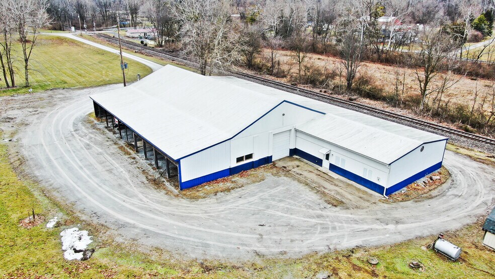 More Photos Of 6220 Knollwood Rd, Springfield Warehouse For Sale