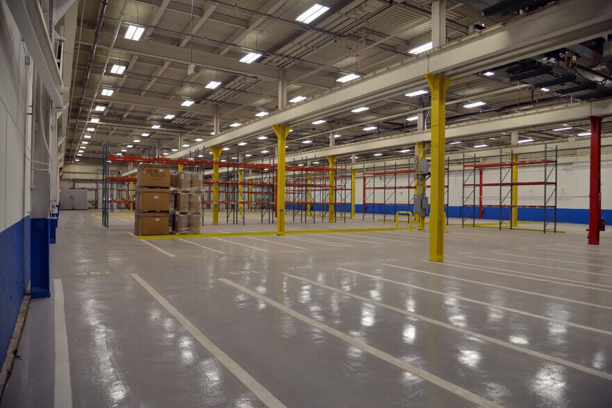 More Photos Of 10-14 New Bond St, Worcester Warehouse For Lease