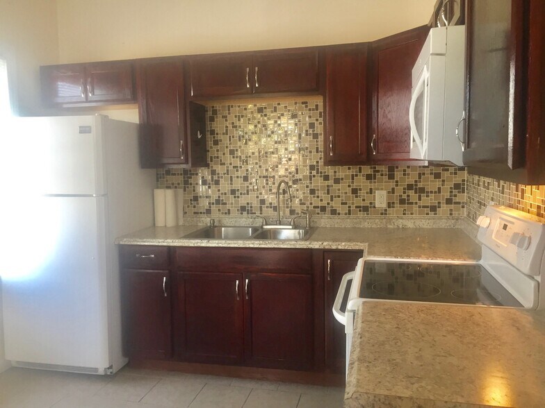 More Photos Of 405 Cogswell Ave, Syracuse Multifamily For Sale