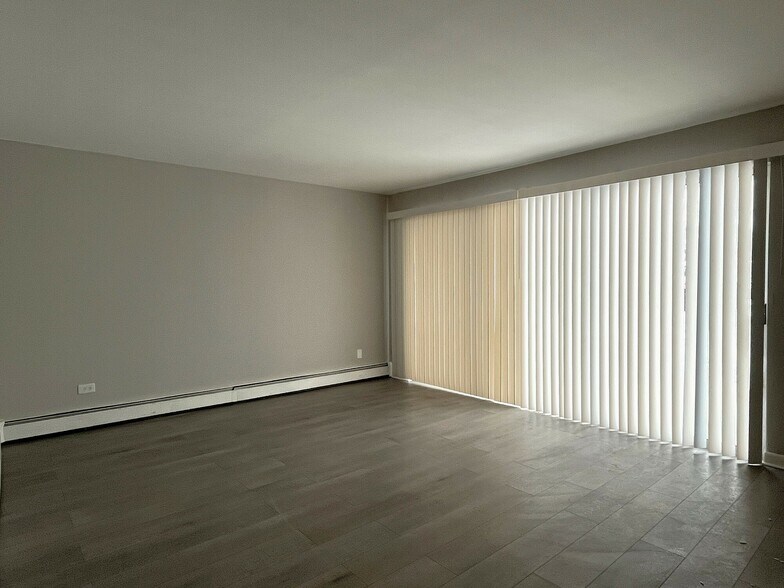 More Photos Of 445-459 E 107th St, Chicago Apartments For Sale