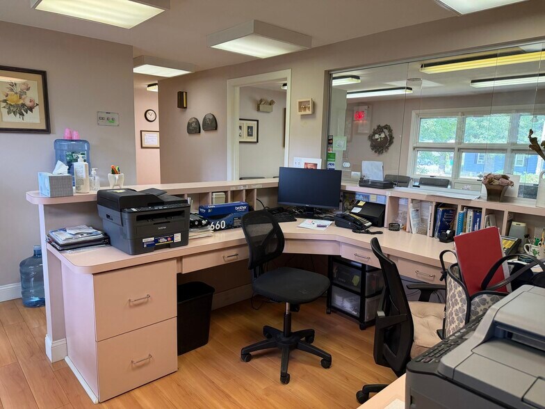 More Photos Of 510 Thacher St, Attleboro Medical For Sale