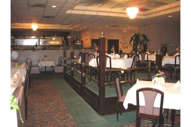 More Photos Of 5301 Bristol Emilie Rd, Levittown Freestanding For Sale