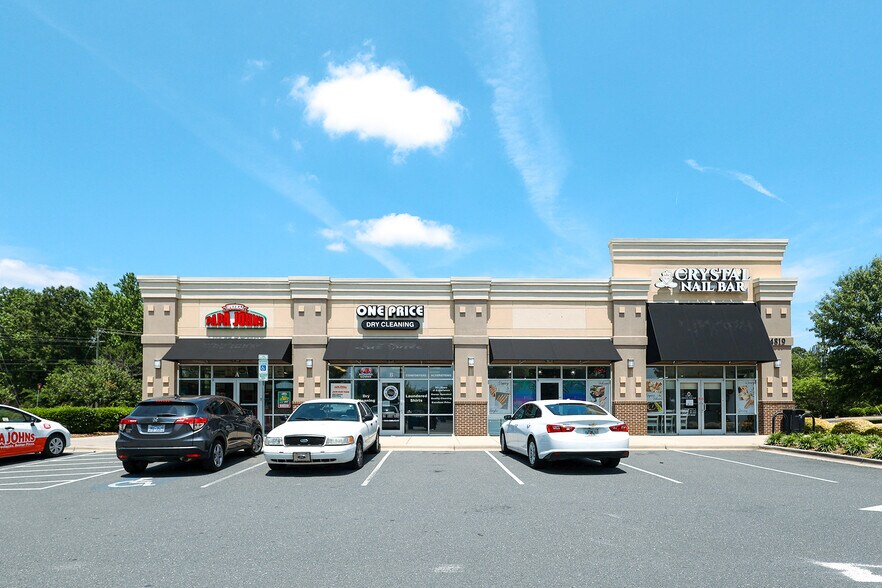 More Photos Of 8510 Steel Creek Rd, Charlotte Unknown For Lease