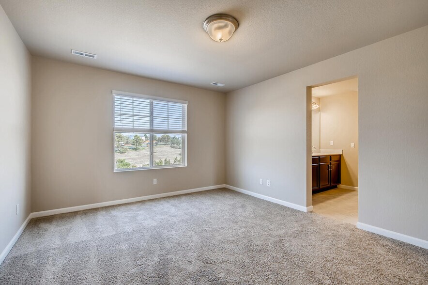 More Photos Of 5315-5329 Canyon View Dr, Castle Rock Apartments For Sale