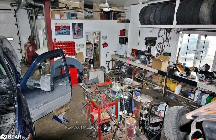 More Photos Of 1258 Killarney Beach Rd, Lefroy Auto Repair For Sale