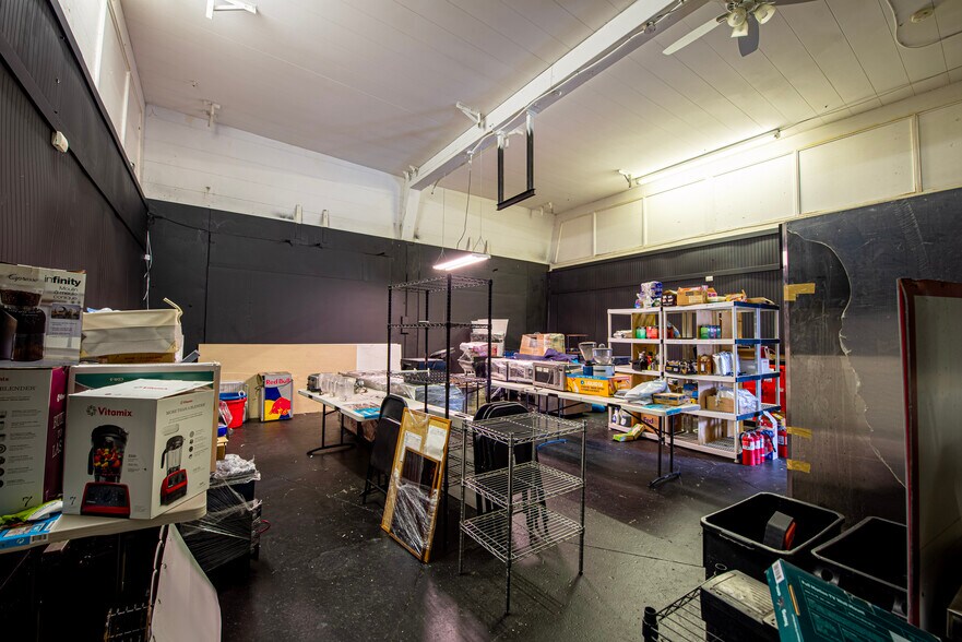 More Photos Of 34049 Military Rd S, Auburn General Retail For Sale