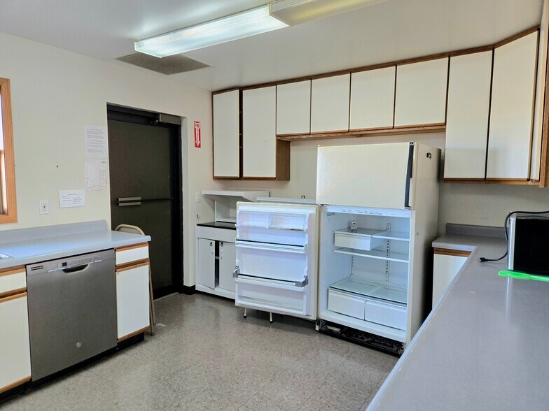 More Photos Of 110 Bierman Rd, Epworth Public Library For Lease
