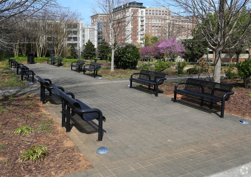 More Photos Of 754 Peachtree St, Atlanta Office For Lease