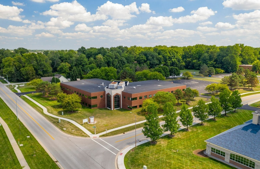 More Photos Of 1745 Indian Wood Cir, Maumee Office For Sale