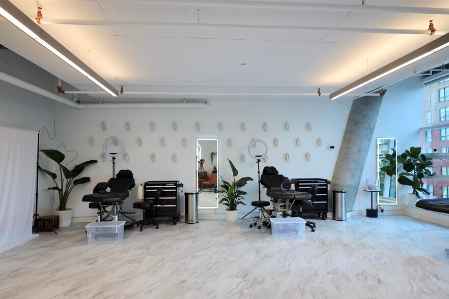 More Photos Of 1281 Hornby St, Vancouver Office Residential For Sale