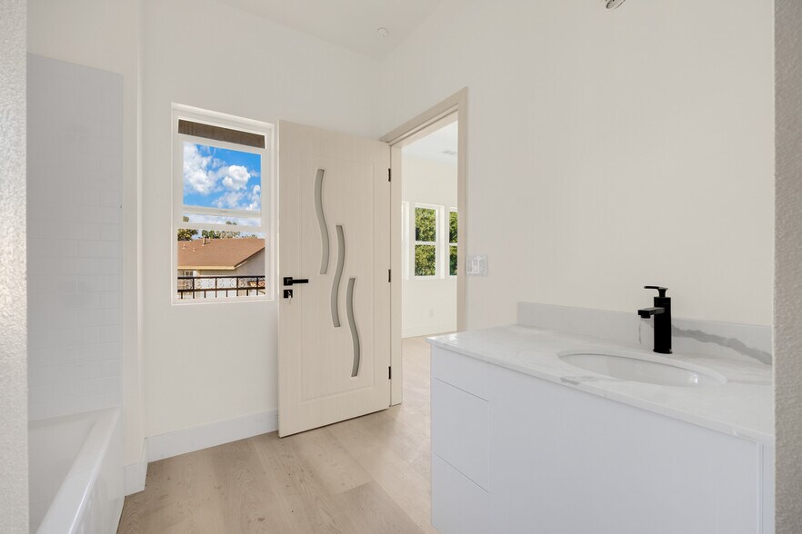 More Photos Of 3164 N Sterling Ave, San Bernardino Apartments For Sale