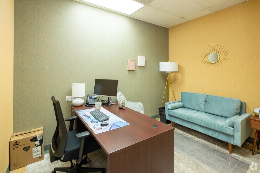 More Photos Of 1240 Il Route 83, Bensenville Medical For Sale