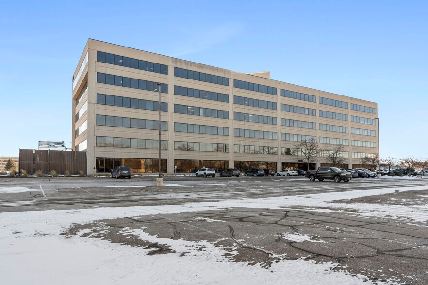 Primary Photo Of 7301 Ohms Ln, Edina Office For Lease