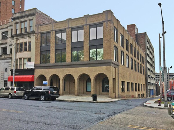More Photos Of 212 N 3rd St, Harrisburg Office For Lease