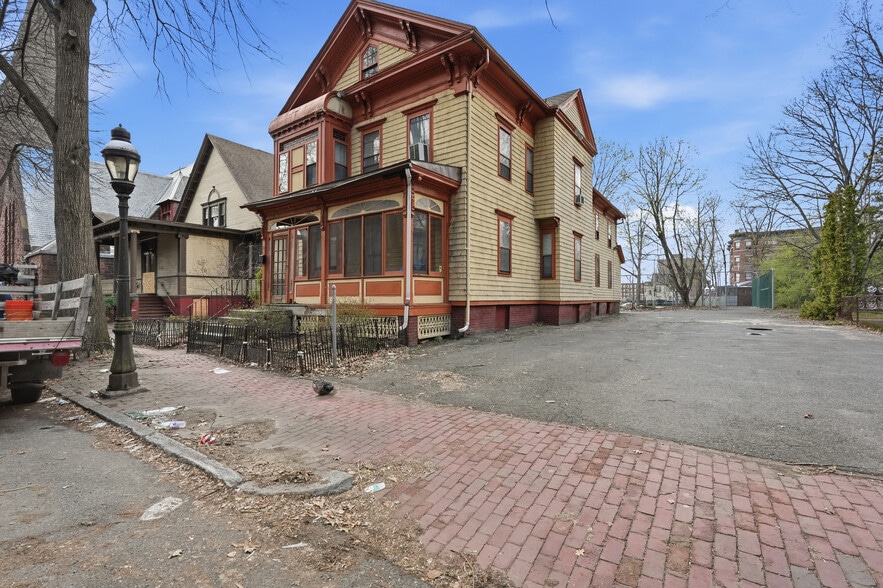 More Photos Of 18 Salem St, Springfield Religious Facility For Sale