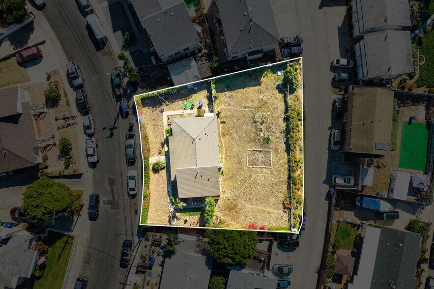 More Photos Of 2224 W Jewett St, San Diego Land For Sale