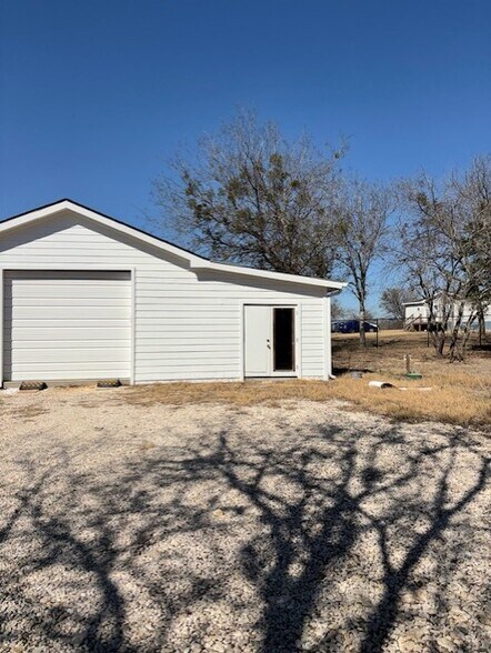 More Photos Of 110 Meyers Rd, Buda Land For Sale