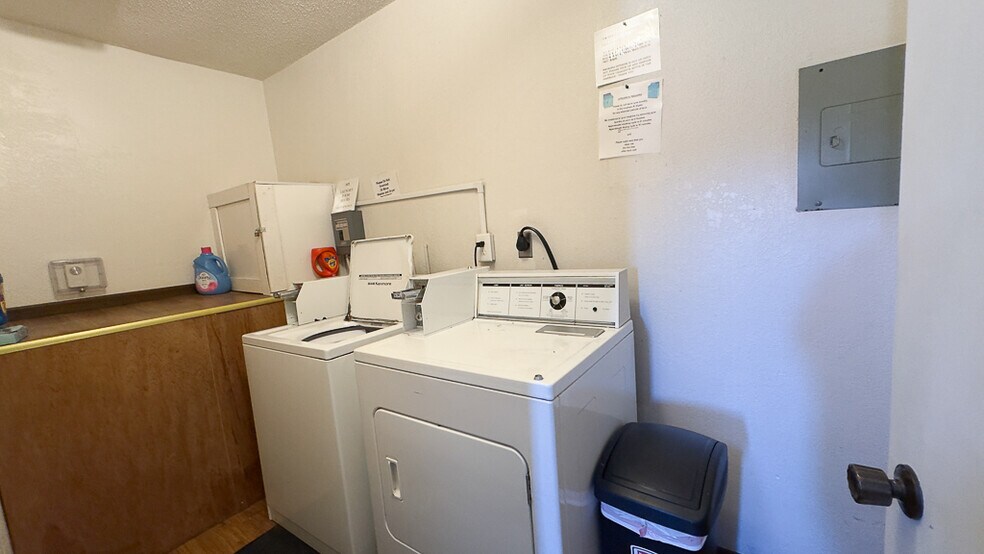 More Photos Of 2 Michael St, Streator Apartments For Sale