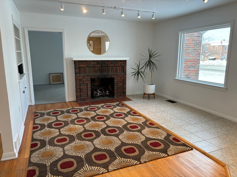 More Photos Of 5083 Buffalo Rd, Erie Medical For Sale