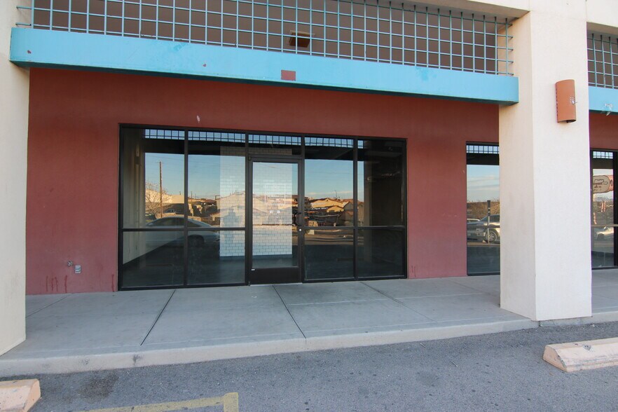 More Photos Of 1475 George Dieter Dr, El Paso Unknown For Lease