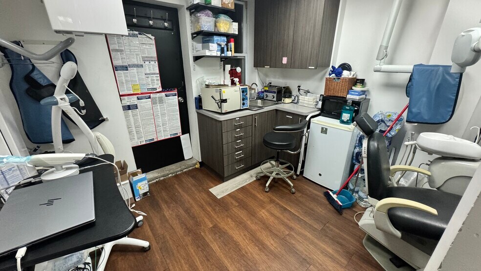 More Photos Of 700 Grand St, Brooklyn Storefront Retail Residential For Lease