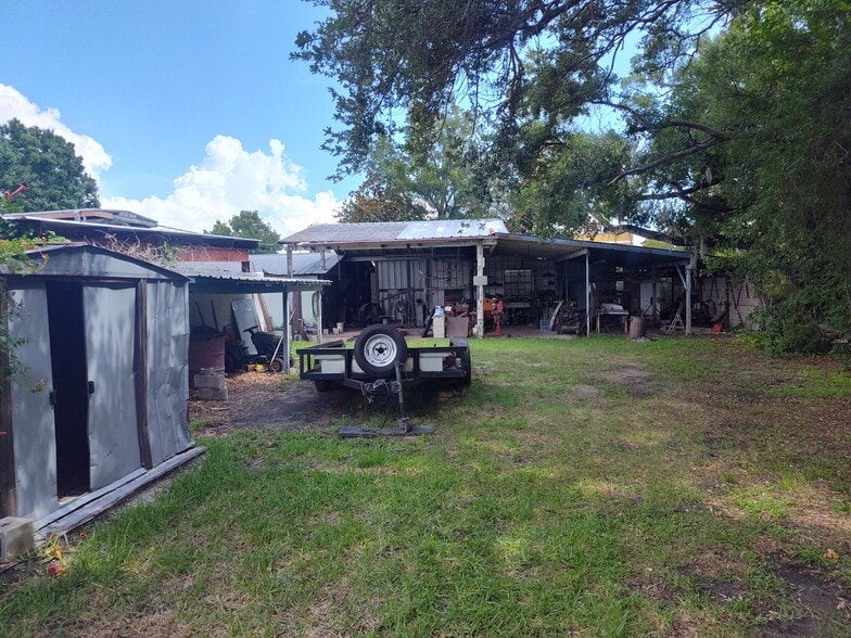 More Photos Of 13257 Automobile Blvd, Clearwater Industrial For Sale