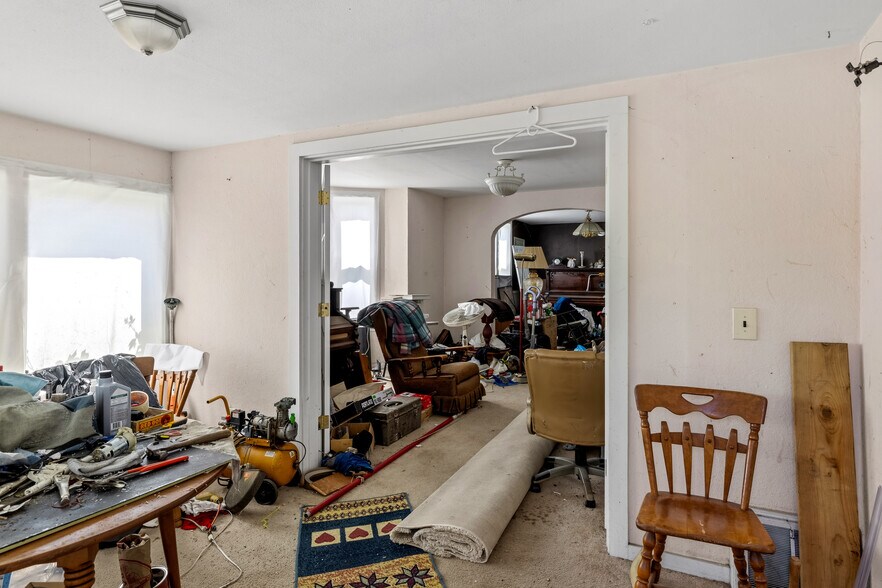 More Photos Of 1445 S Cloverdale St, Seattle Land For Sale