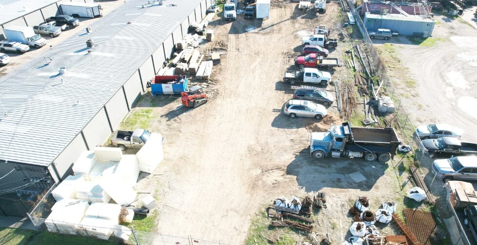 More Photos Of 2444 Fabens Rd, Dallas Warehouse For Sale