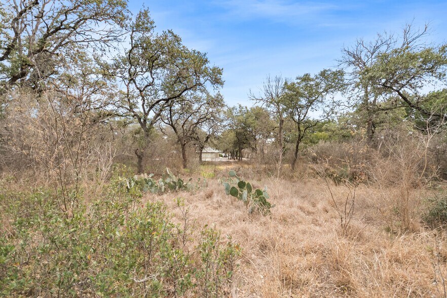 More Photos Of 14235 Blanco Rd, San Antonio Office For Sale