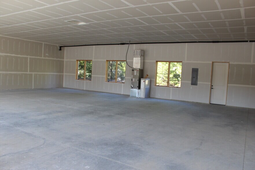 More Photos Of 4611 Lisborn Dr, Carmel Medical For Lease