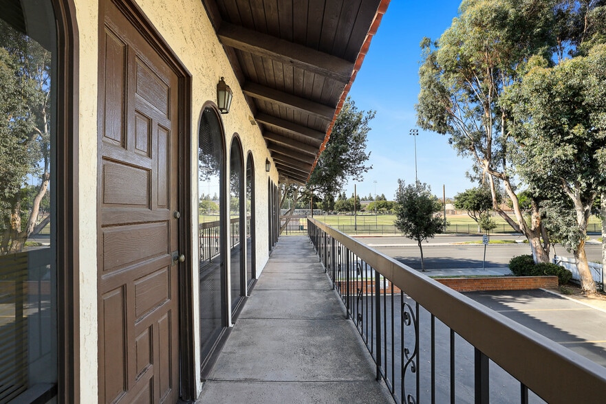 More Photos Of 17772 Irvine Blvd, Tustin Office For Lease